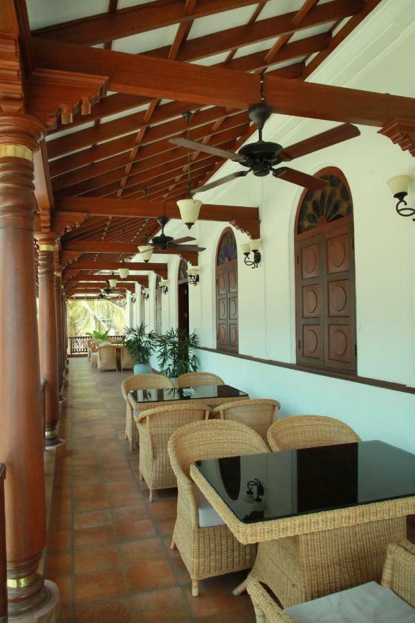 Villa De 1945 Mahe Exteriör bild
